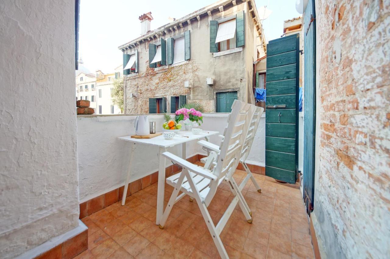Dolcevita Apartments N 408 Venesia Bagian luar foto
